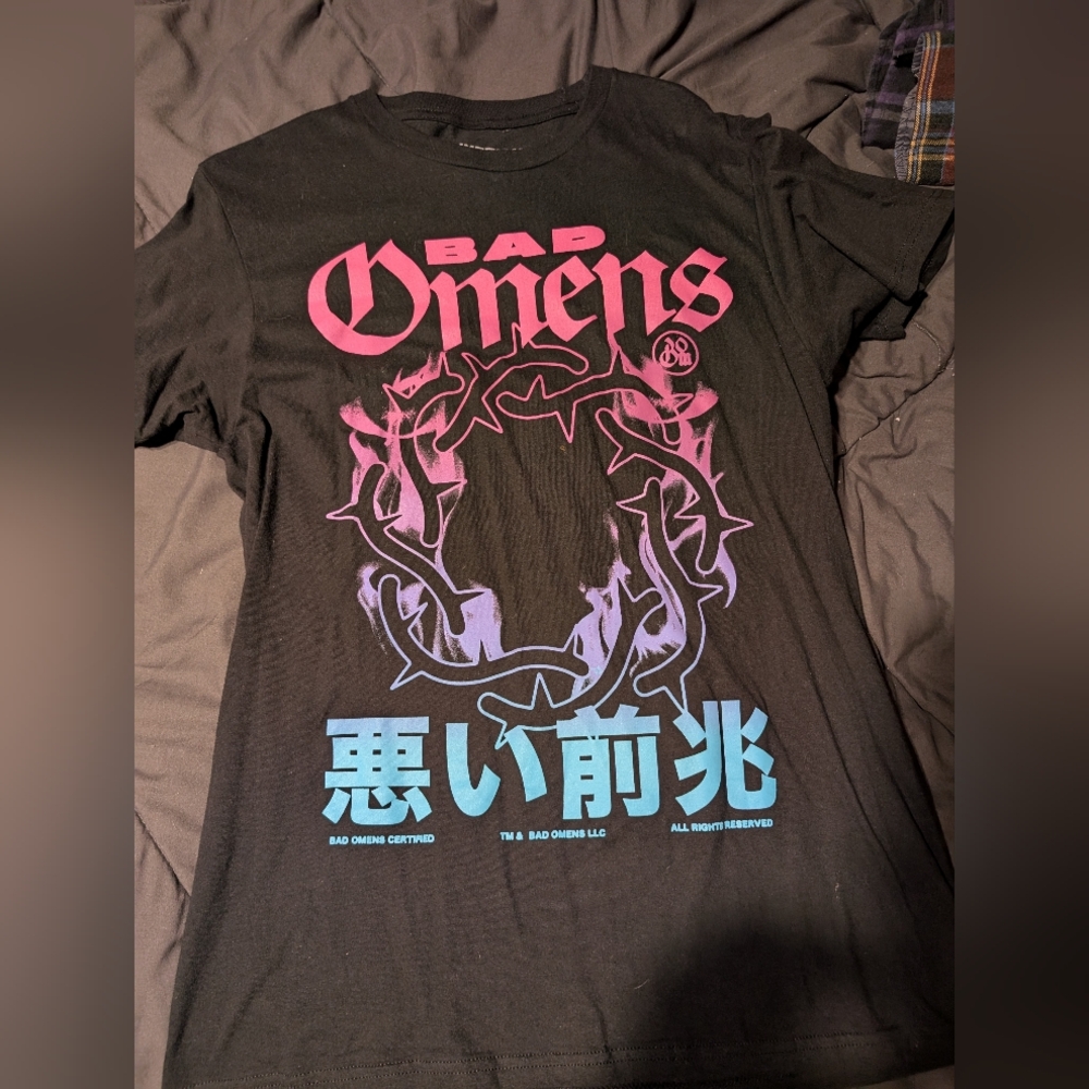 Women's Bad Omens Graphic Band Tee